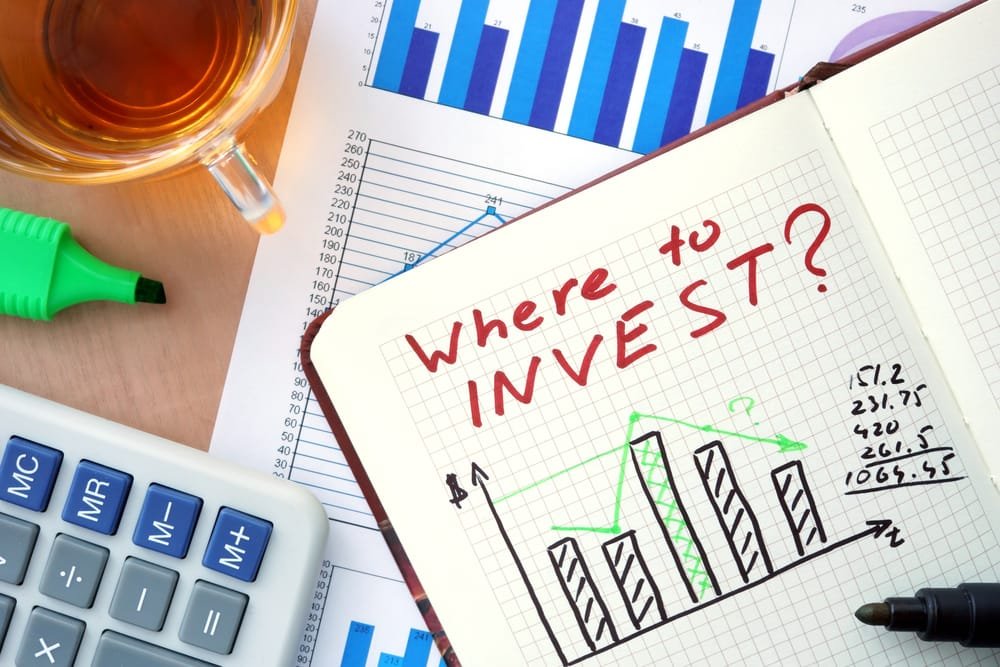 best low-risk investments for retirement in 2025