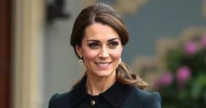 Influência de mulheres da realeza molda anúncio da retirada de títulos do Príncipe Andrew