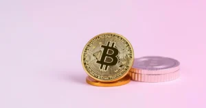 Cardano Foundation reduz exposição em ADA e aumenta reservas em Bitcoin e caixa